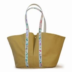 Thread And Whisk Linden Tote Bags