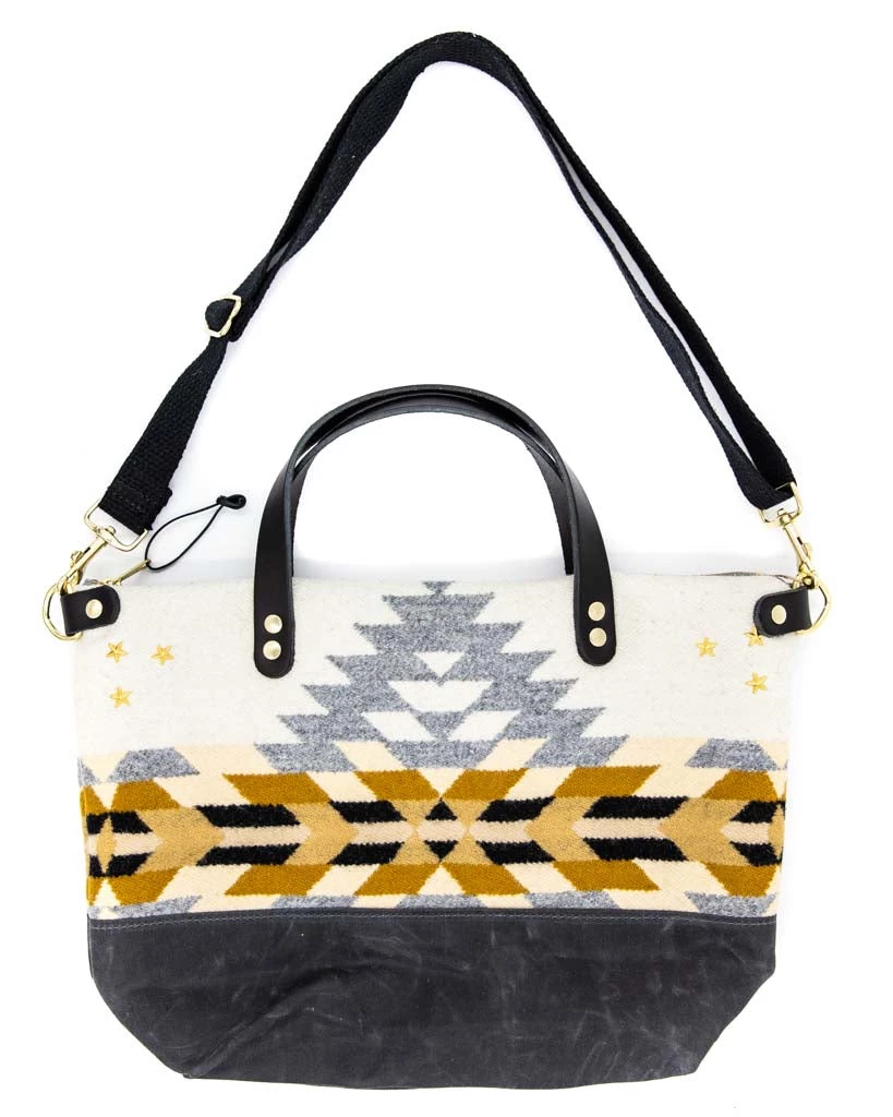 Crossbody Purse By Land & Kamp Bags