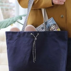 Thread And Whisk Bags Calla Tote