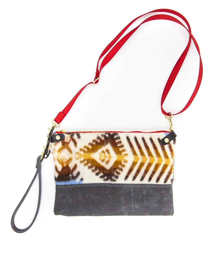 Small Purse By Land & Kamp